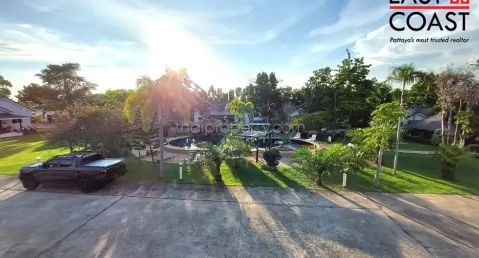 For rent and for sale 4 bedrooms house in Bang Lamung, Chonburi