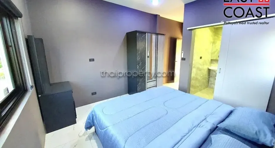 For rent and for sale 4 bedrooms house in Bang Lamung, Chonburi