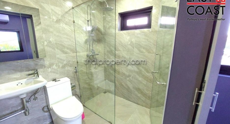 À vendre et à louer 4 chambres maison à East Pattaya, Pattaya