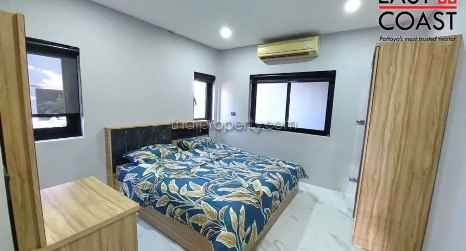 For rent and for sale 4 bedrooms house in Bang Lamung, Chonburi