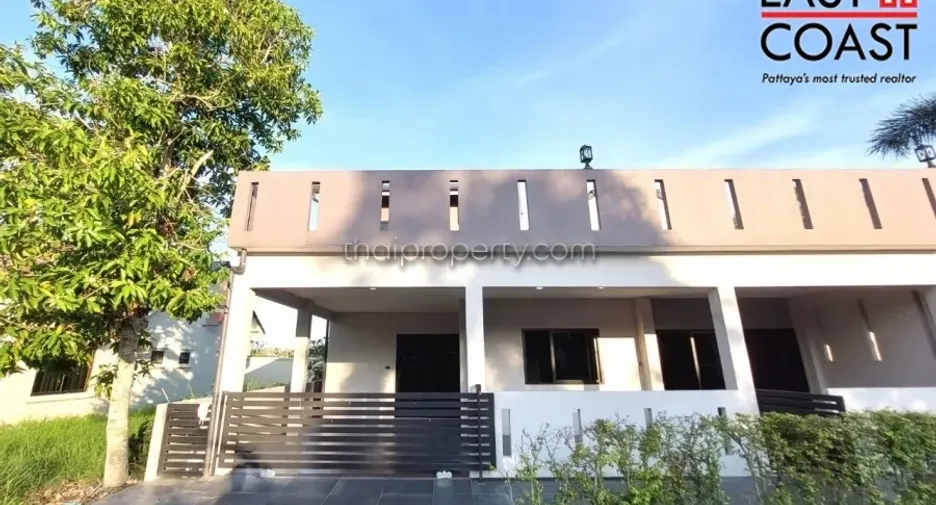 For rent and for sale 4 bedrooms house in Bang Lamung, Chonburi