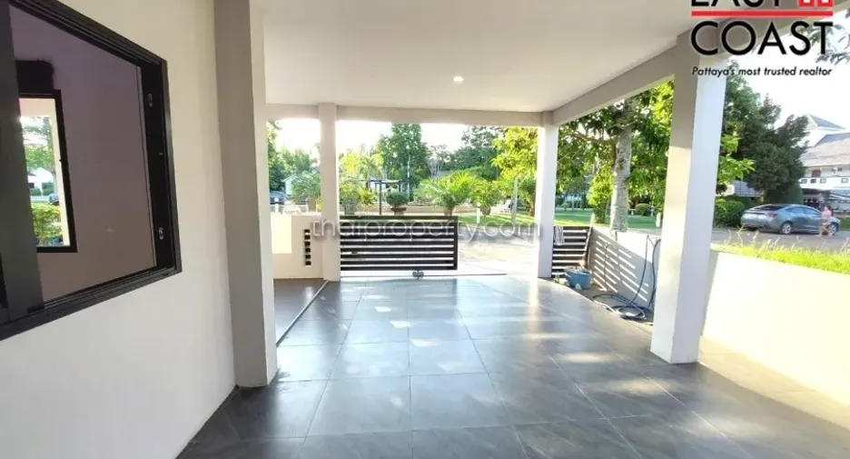 For rent and for sale 4 bedrooms house in Bang Lamung, Chonburi