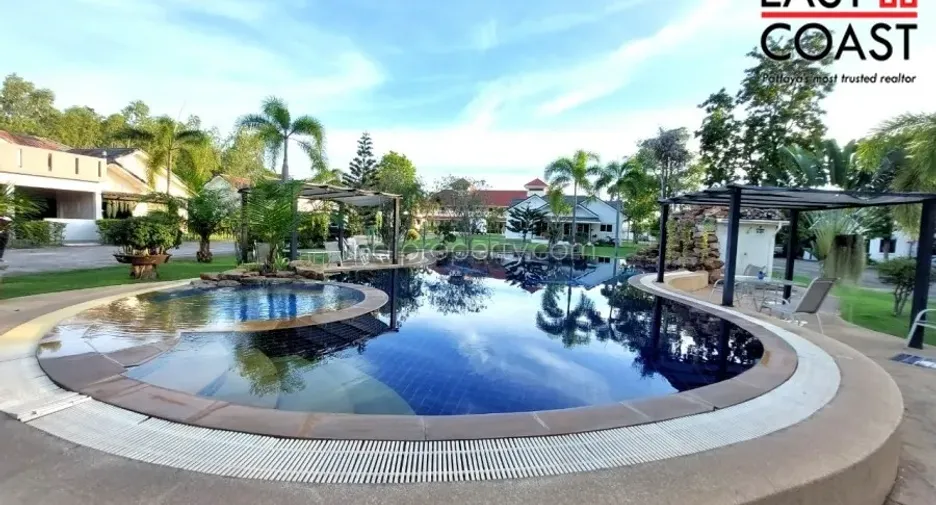 For rent and for sale 4 bedrooms house in Bang Lamung, Chonburi