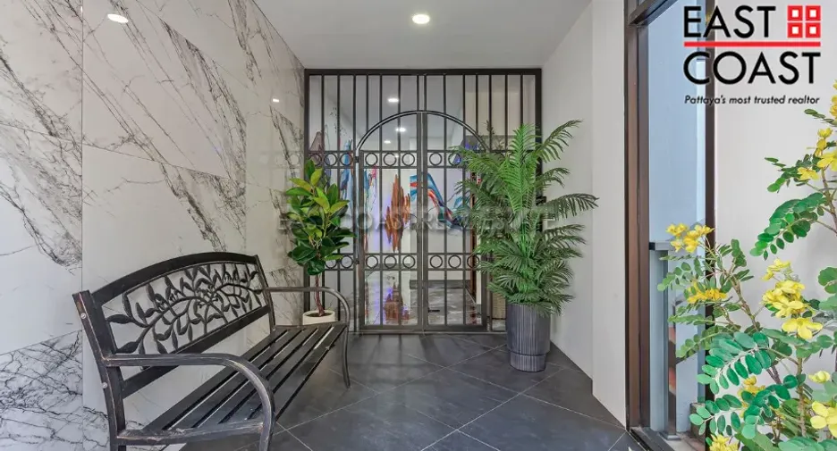 For rent and for sale 5 bedrooms house in Bang Lamung, Chonburi
