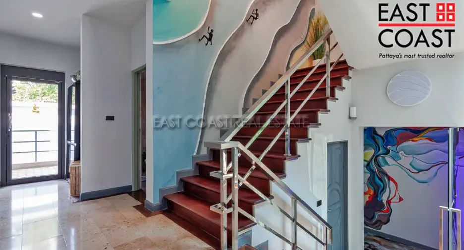 For rent and for sale 5 bedrooms house in Bang Lamung, Chonburi