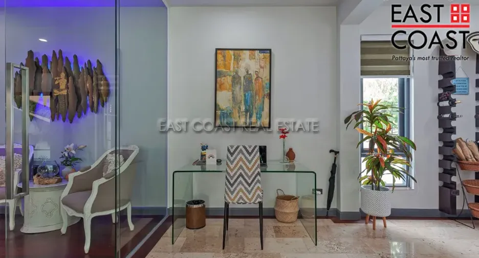 For rent and for sale 5 bedrooms house in Bang Lamung, Chonburi