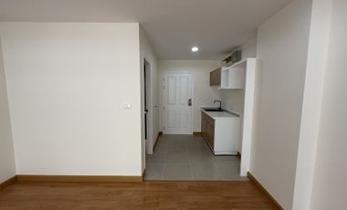 Wohnung zum Kauf mit Studio in Phra Khanong, Bangkok