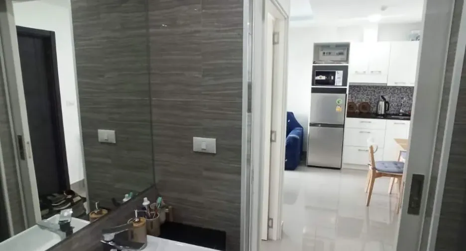 For sale 1 bed apartment in Pratumnak, Pattaya