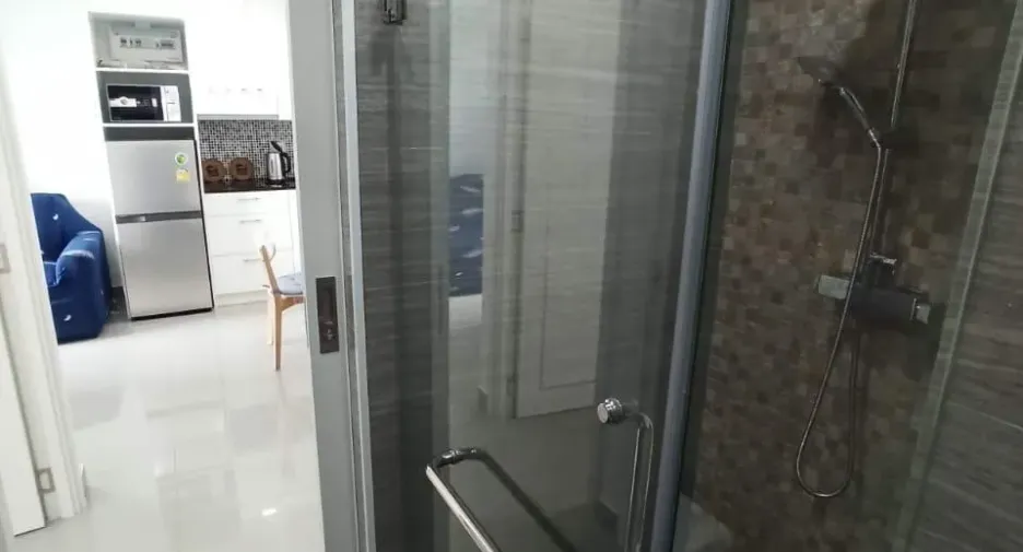 For sale 1 bed apartment in Pratumnak, Pattaya