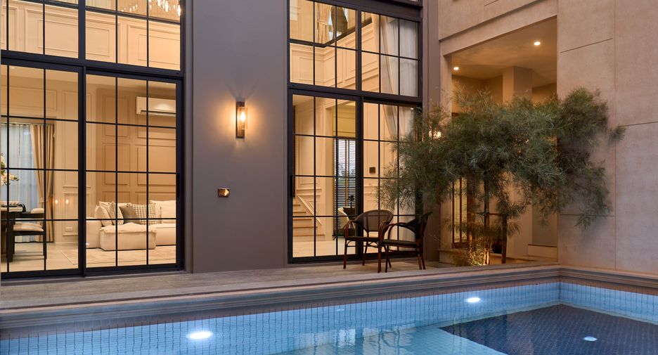 For sale 4 bedrooms villa in Hang Dong, Chiang Mai
