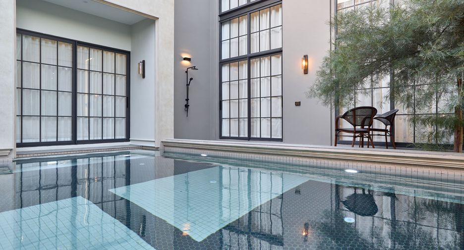 For sale 4 bedrooms villa in Hang Dong, Chiang Mai