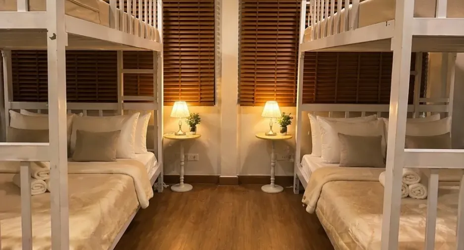 Casa en alquiler de 4 habitaciones en Sai Mai, Bangkok