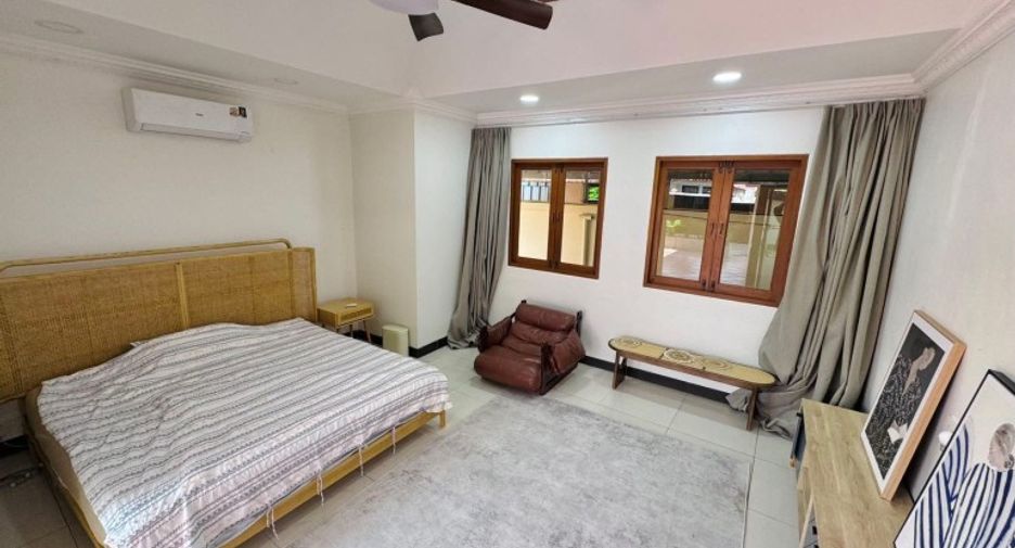 For sale 3 bedrooms house in Sattahip, Chonburi