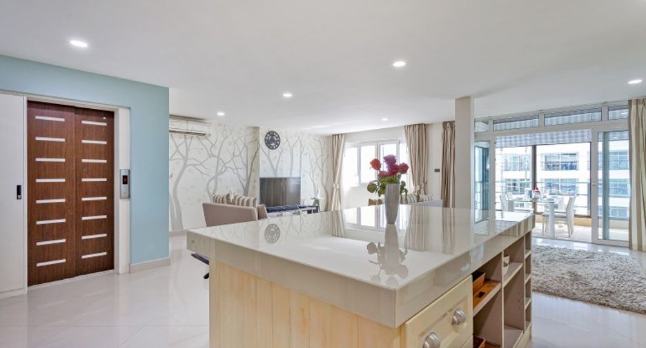For sale retail Space in Pratumnak, Pattaya