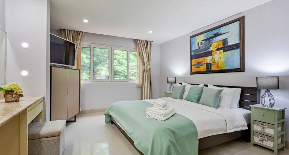 For sale retail Space in Pratumnak, Pattaya