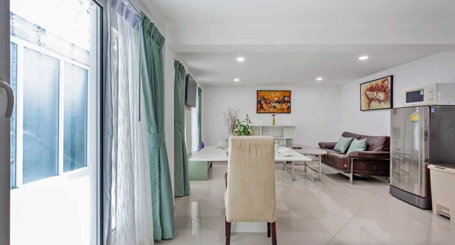 For sale retail Space in Pratumnak, Pattaya