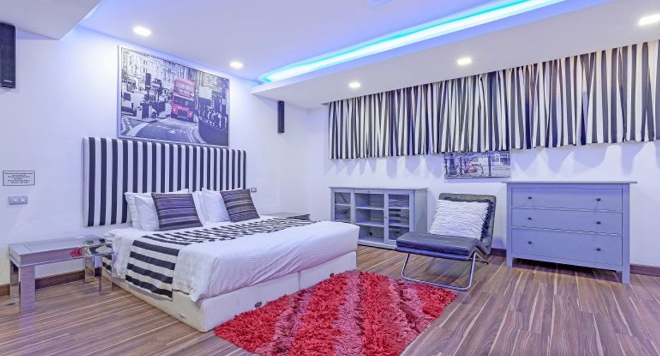 For sale 4 bedrooms house in Pratumnak, Pattaya