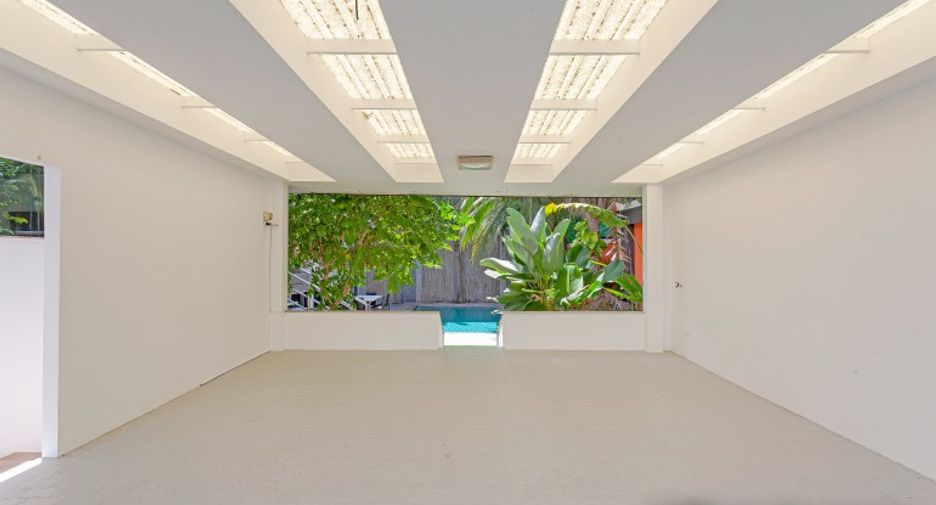 For sale 4 bedrooms house in Pratumnak, Pattaya