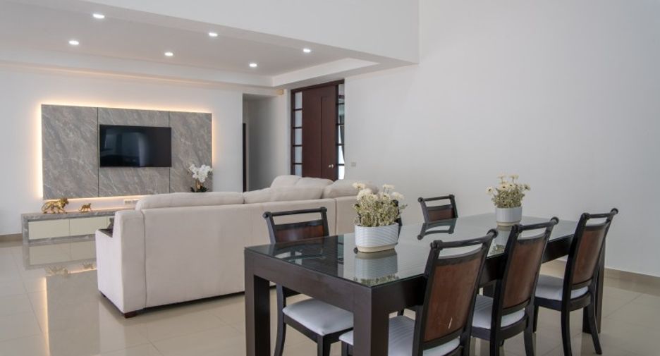 À vendre 4 chambres maison à East Pattaya, Pattaya