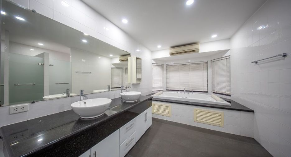 À vendre 4 chambres maison à East Pattaya, Pattaya