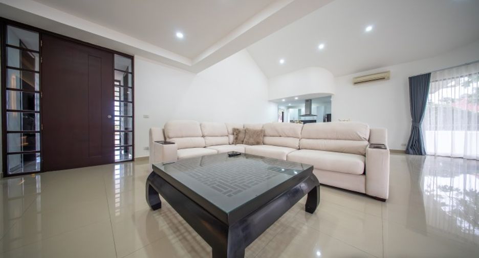 À vendre 4 chambres maison à East Pattaya, Pattaya