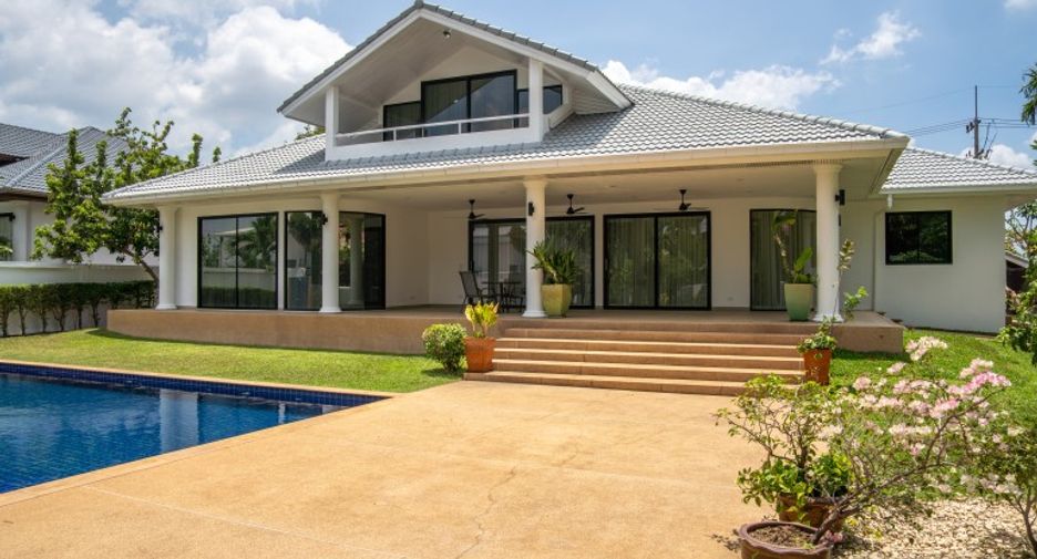 À vendre 4 chambres maison à East Pattaya, Pattaya