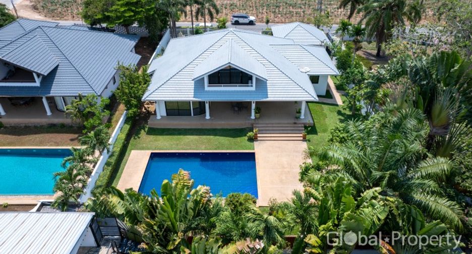 À vendre 4 chambres maison à East Pattaya, Pattaya