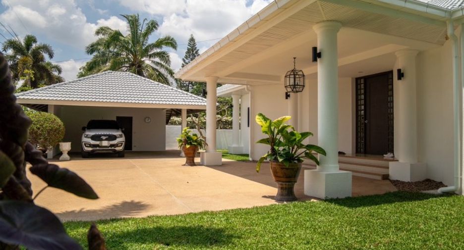 À vendre 4 chambres maison à East Pattaya, Pattaya
