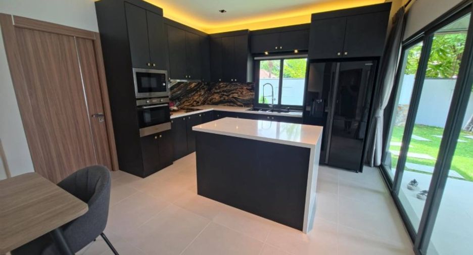 For sale 3 bedrooms house in Huay Yai, Pattaya