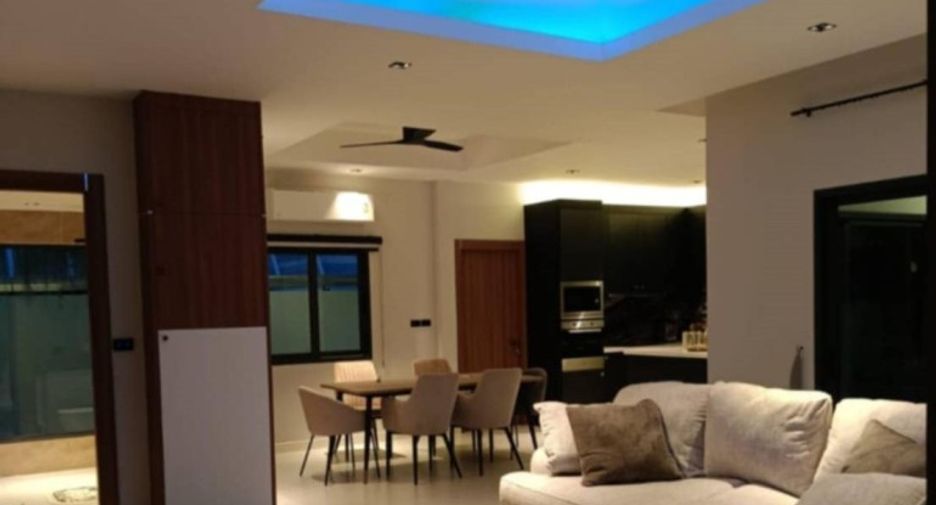 For sale 3 bedrooms house in Huay Yai, Pattaya