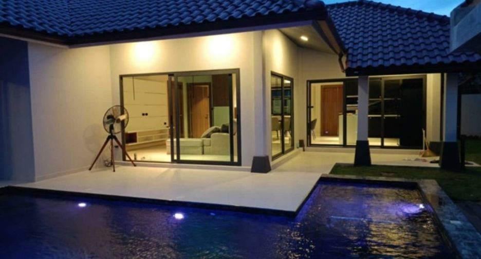For sale 3 bedrooms house in Huay Yai, Pattaya