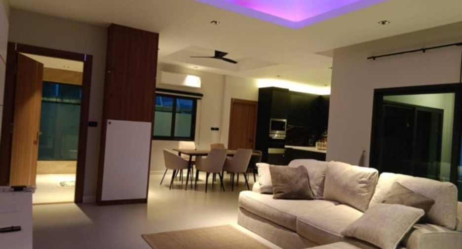 For sale 3 bedrooms house in Huay Yai, Pattaya