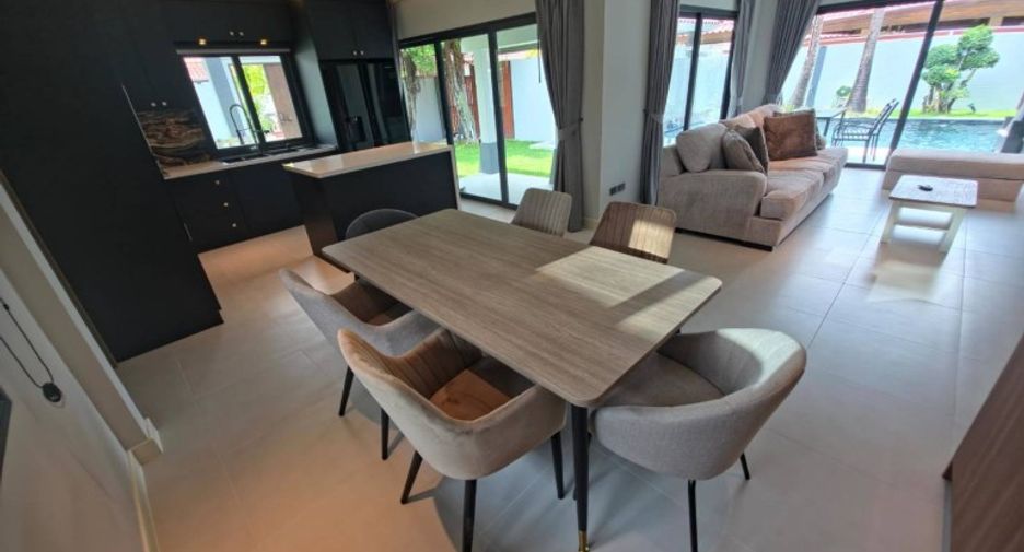 For sale 3 bedrooms house in Huay Yai, Pattaya