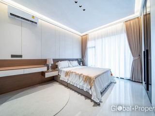 Casa en venta de 6 habitaciones en Bang Lamung, Chonburi