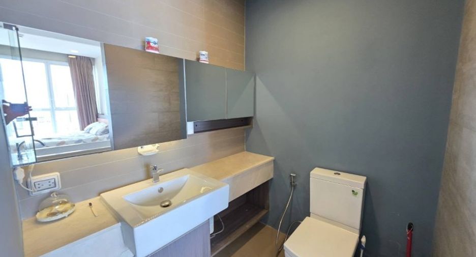 For sale 2 bedrooms condo in Jomtien, Pattaya