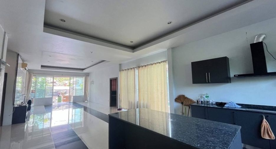 Casa en venta de 3 habitaciones en Huay Yai, Pattaya