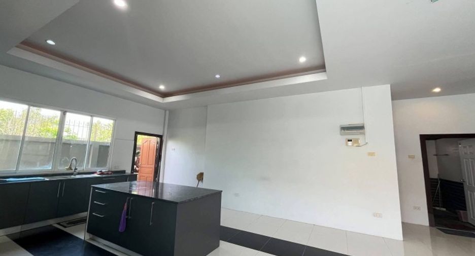 Casa en venta de 3 habitaciones en Huay Yai, Pattaya