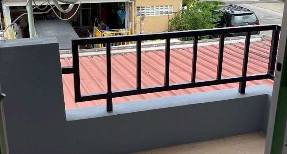 For sale 3 bedrooms townhouse in Sai Mai, Bangkok