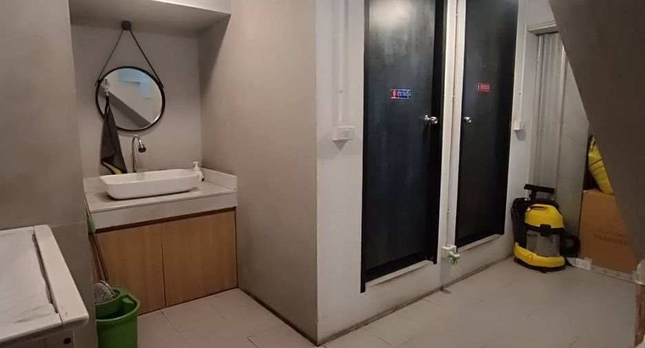 For rent retail Space in Khan Na Yao, Bangkok