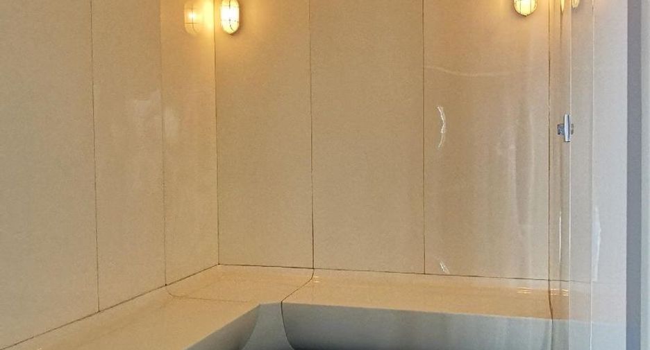 Condo en alquiler de 1 habitaciones en Khlong Toei, Bangkok