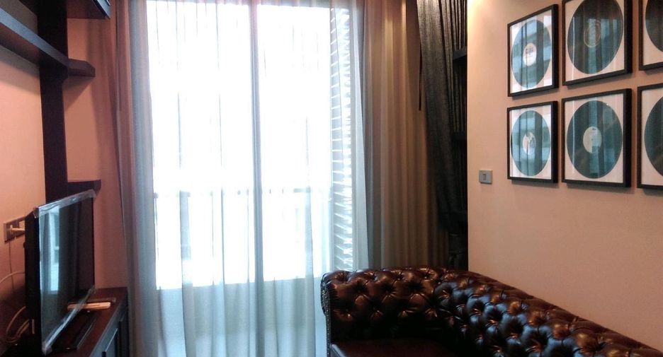 Condo en alquiler de 1 habitaciones en Khlong Toei, Bangkok