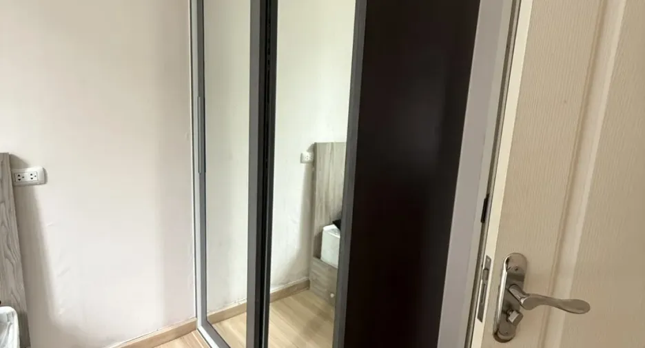 For sale 2 bedrooms condo in Bang Phlat, Bangkok