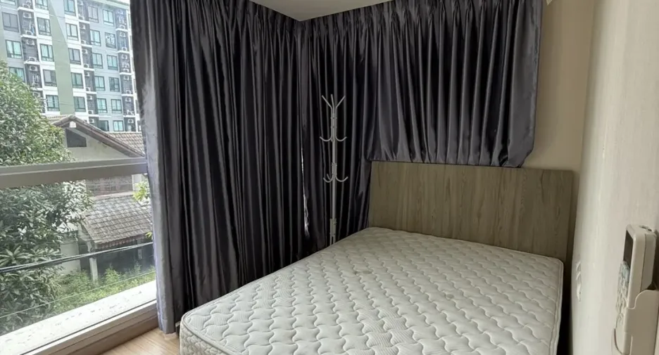 For sale 2 bedrooms condo in Bang Phlat, Bangkok