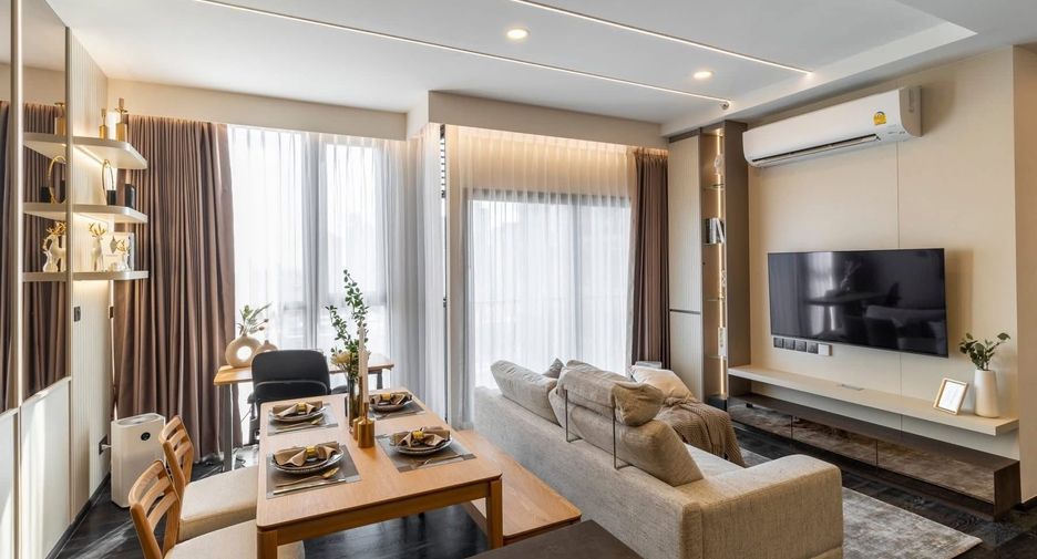For sale and for rent 2 bedrooms condo in Watthana, Bangkok