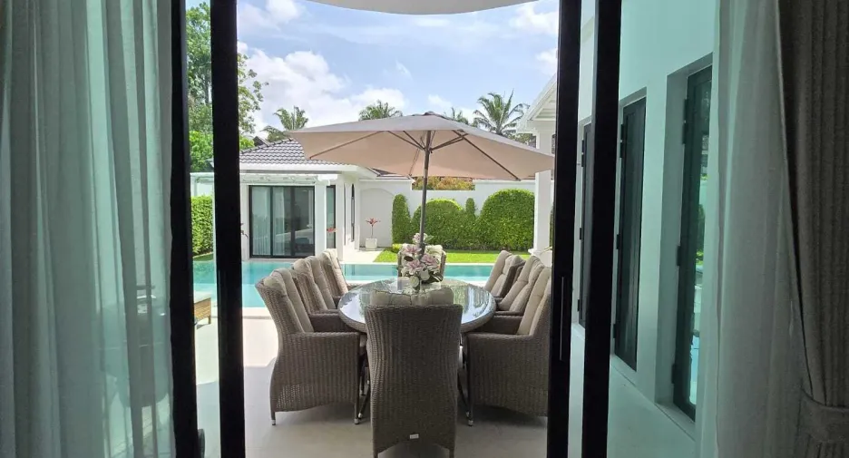 For sale 3 bedrooms villa in Thalang, Phuket