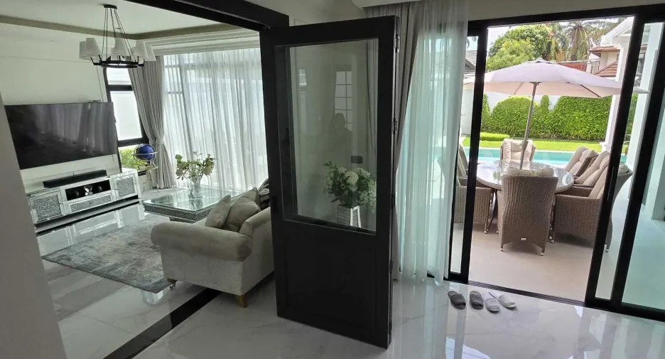 For sale 3 bedrooms villa in Thalang, Phuket