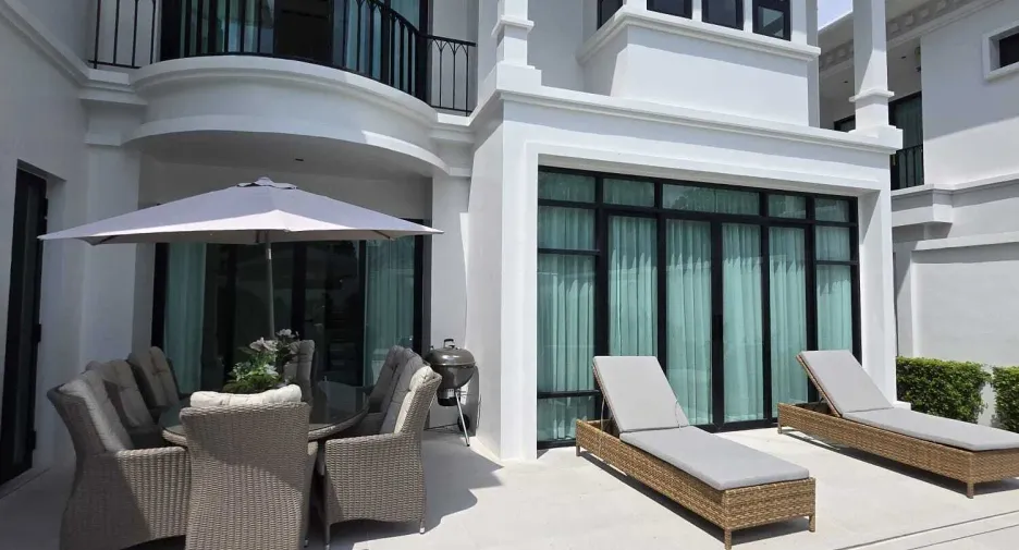 For sale 3 bedrooms villa in Thalang, Phuket
