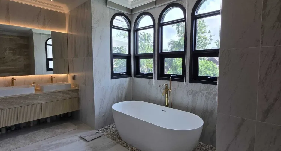 For sale 3 bedrooms villa in Thalang, Phuket