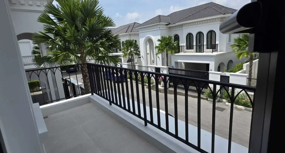For sale 3 bedrooms villa in Thalang, Phuket