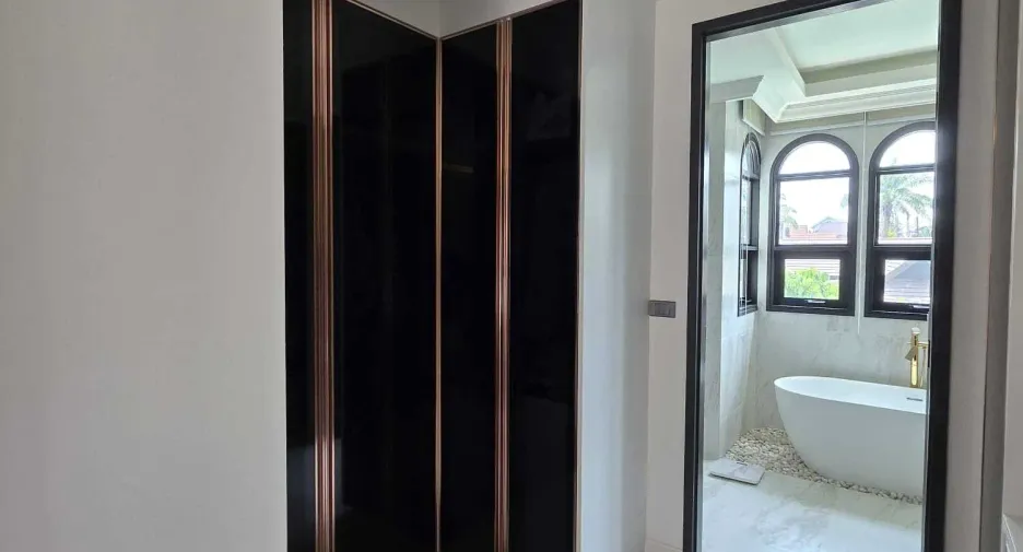 For sale 3 bedrooms villa in Thalang, Phuket